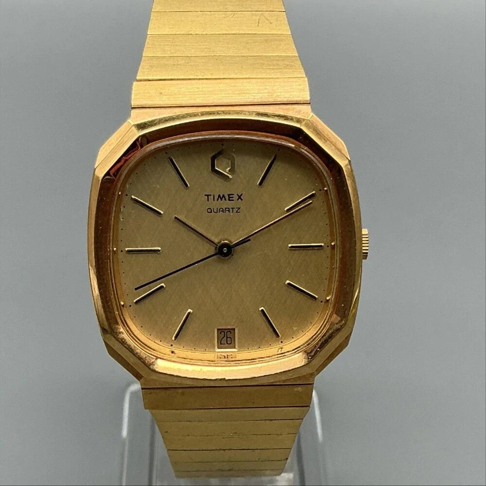 Vintage Timex Q Mens Watch 32mm Gold Dial Gold Tone Date 1980's New Battery
